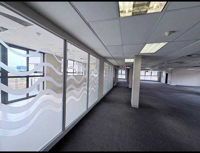 771M² OFFICE TO LET IN NOORDWYK